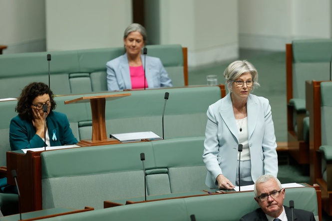 Bulletin AM briefing: Australian MP loses leg after 'attack' and Alberta rejects independence
