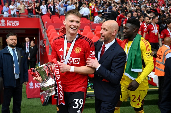 Erik ten Hag recalls being ‘embarrassed’ by Man United after promise broken over keeping player