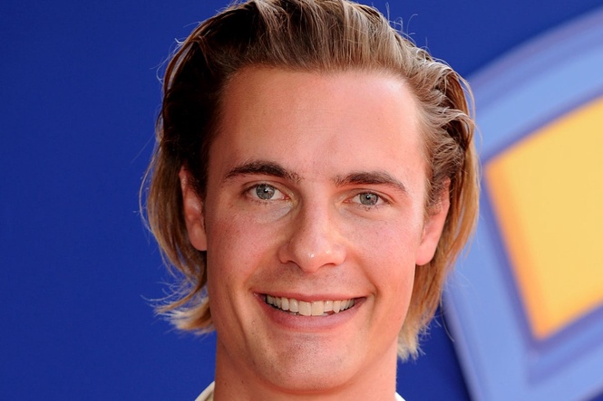 Princess Diaries heartthrob sued for elder abuse over gold coins