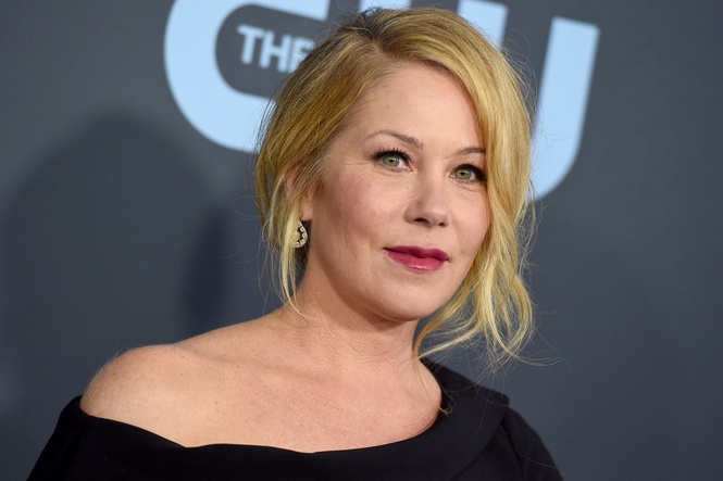 Christina Applegate says her doctor told her she was misdiagnosed with MS