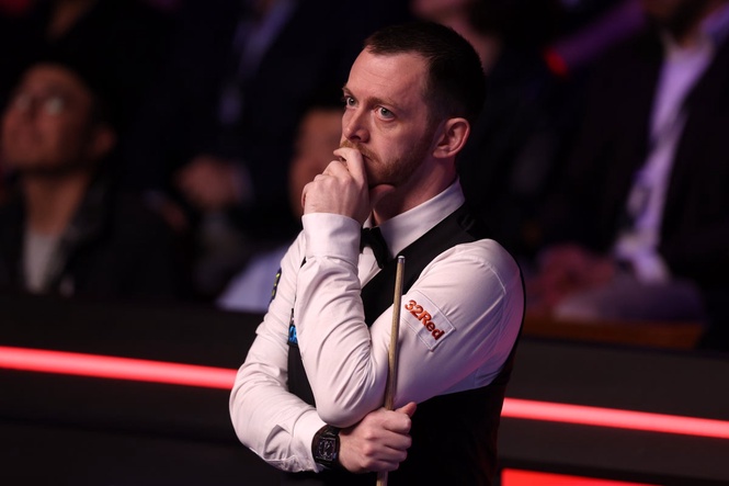 Snooker champion admits his career may be over in tearful TV interview