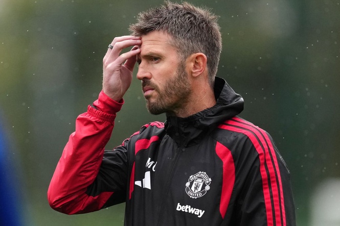 Michael Carrick insists he has Man United board's backing amid winless run