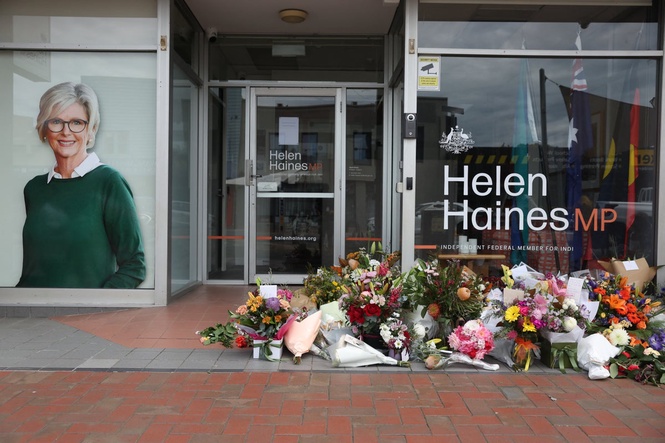 Hospital issues update on badly injured Australian MP