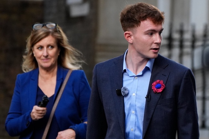 Swimmer Archie Goodburn takes brain cancer fight to Murrayfield