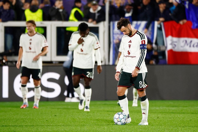 What Bruno Fernandes said about Michael Carrick’s tactics after Man Utd defeat in Como
