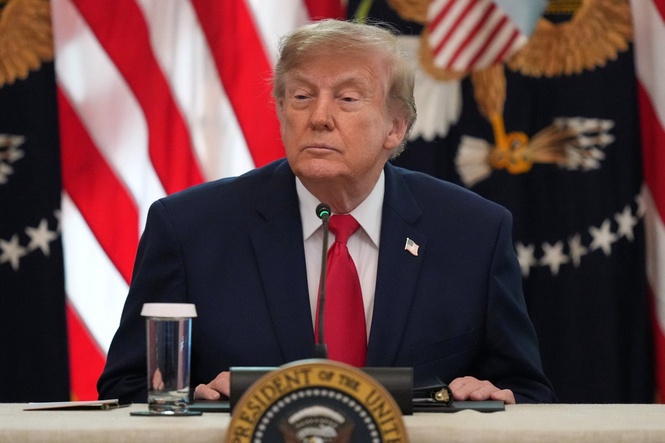 Trump polling continues to reach new lows just two weeks ahead of midterms