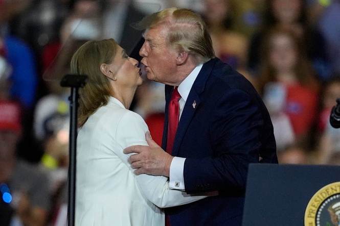 Trump complains Lindsey Graham loved his sister more than him in latest rally rant