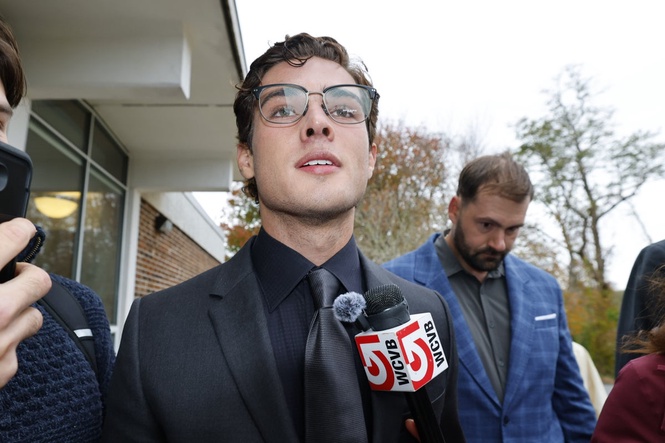 ‘Looksmaxxing’ streamer Clavicular appears in court over Cape Cod rape allegations