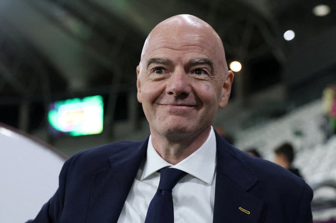 Asian Football Confederation backs Infantino for Fifa presidency in major U-turn