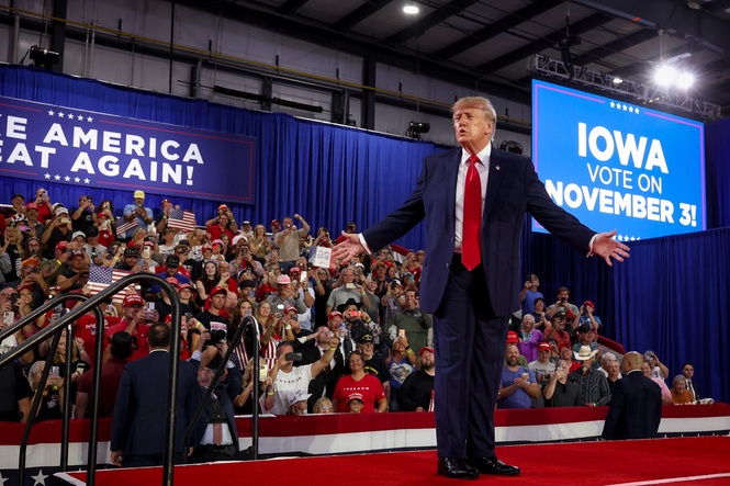 Trump to visit Kansas and Iowa for midterm rallies after initially canceling his appearance: Live updates