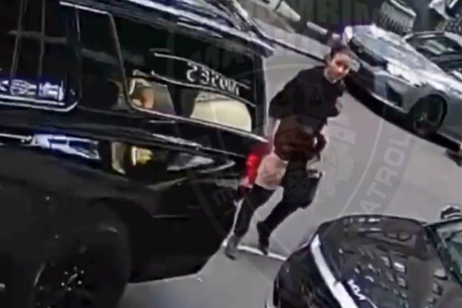 Woman charged after rabbi stabbed with syringe in NYC with another Jewish man assaulted minutes later