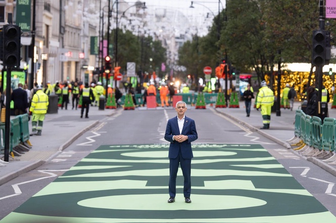 Khan hails pedestrianisation of Oxford Street as ‘momentous day’ for London