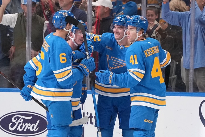 St. Louis Blues condemn what they called an antisemitic protest at an NHL game against Vegas