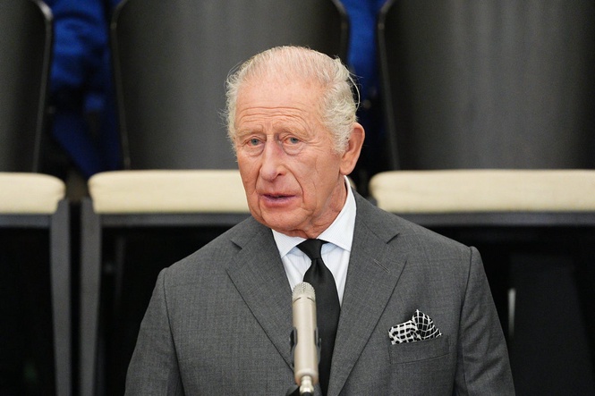 King begins tour of Caribbean as calls grow for slavery apology