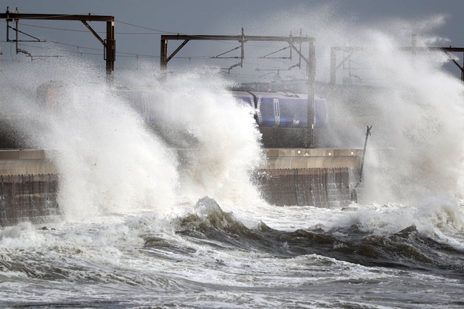 Schools shut and travel disruption as windy weather sweeps Scotland after storm