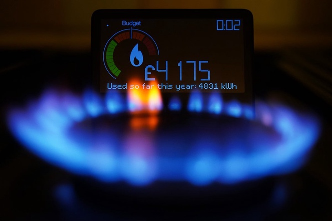Standing charges to be scrapped from gas bills next year – Treasury