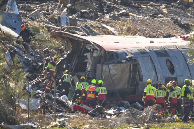 Spain postpones Copa del Rey matches after dozens killed in train crash tragedy