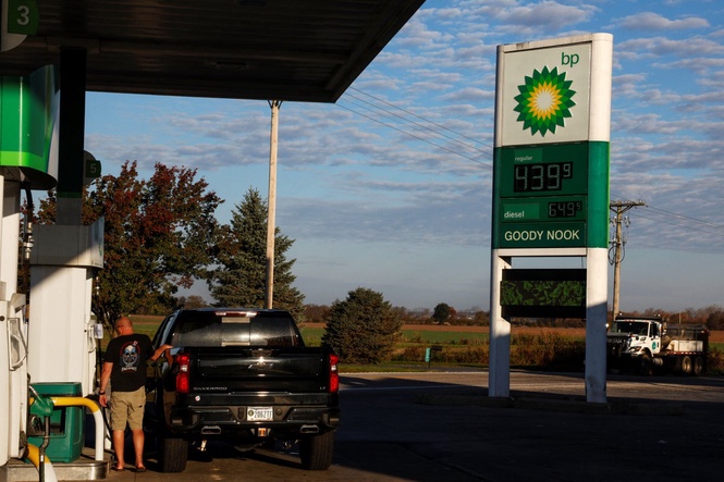 As you paid way more at the gas pump, Big Oil made $135B in profit during the Iran War