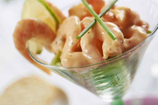 Prawn cocktails and pavlova are back as TV show thanked for 1980s menu revival
