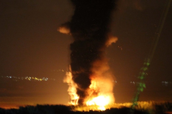 Network Rail sues rail firms for £5m over train derailment which sparked major fuel spill