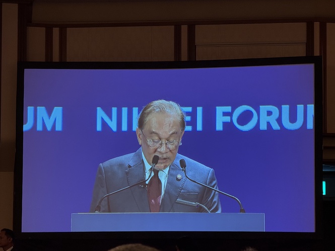 PM Anwar Warns AI Could Widen Inequality Across Asia