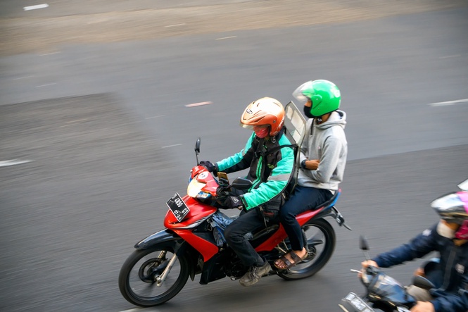 Indonesia’s GoJek, Grab to Cut Platform Commission to 8%