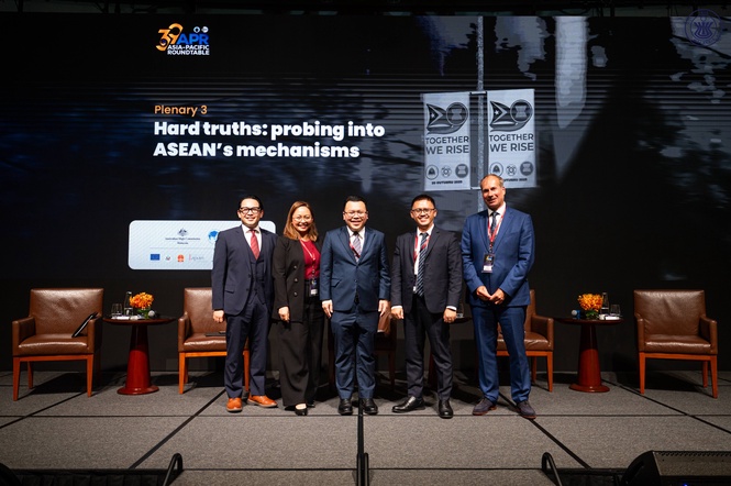 39APR: Rigid Bureaucracy and Flawed Border Protocols Stifle ASEAN Cross-Border Human Security