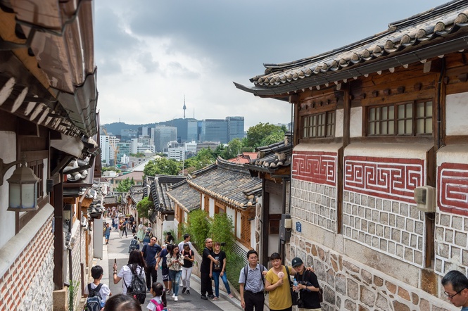 South Korea Extends Group Tourist Visa Fee Waiver to Dec. 31