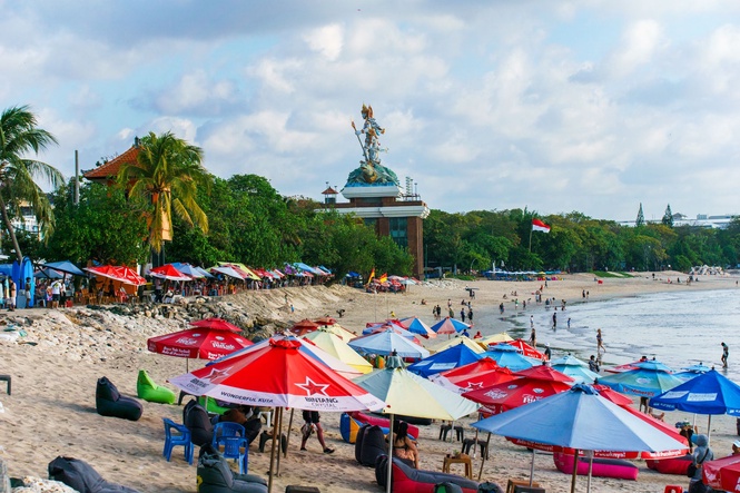 Bali Immigration Deports 342 Foreign Nationals