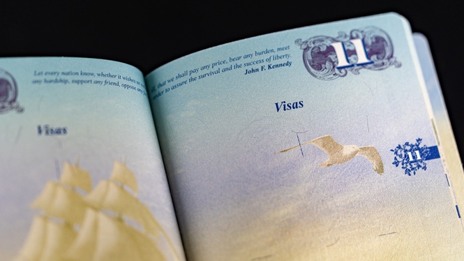 US Proposes $103,000 H-1B Visa Fee After Court Setback, Threatening APAC Tech Talent