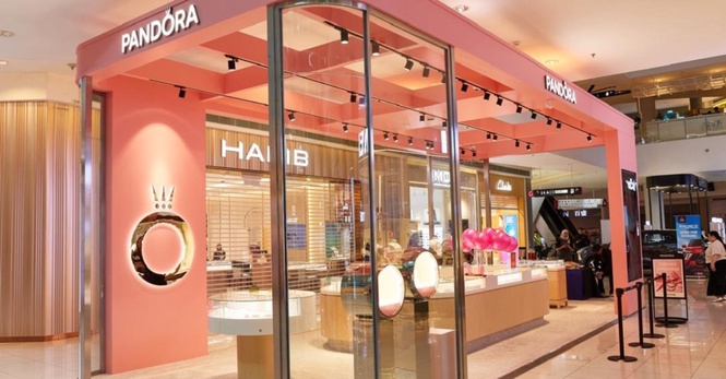 Image from: Love, Style & Self-Expression Arrives at Aman Central