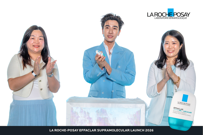 Image from: Oily Skin? La Roche-Posay Has A New 2-Step Routine For Shine And Pores