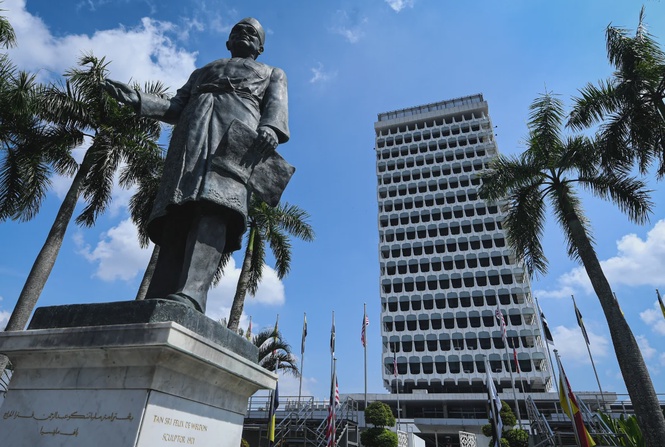 Image from: Dewan Negara adjourns with 12 bills passed after 10-day sitting