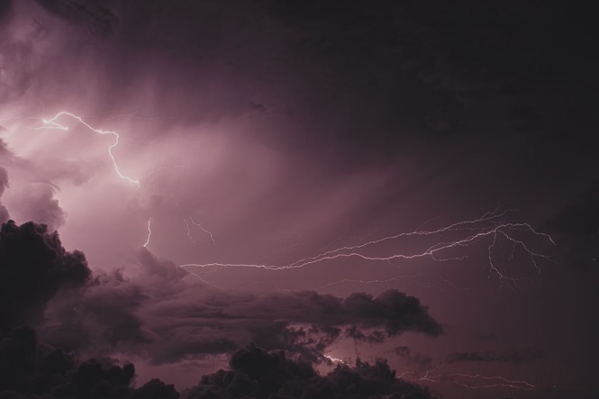 Image from: Thunderstorm warning for five states and KL until 5pm