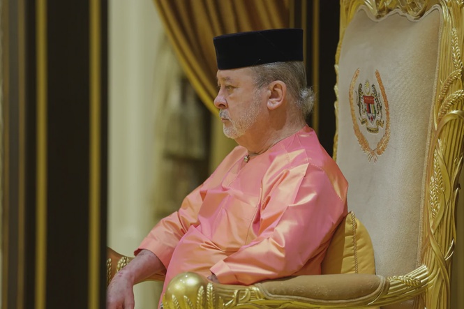 Image from: King confers DMIJ honour on six recipients