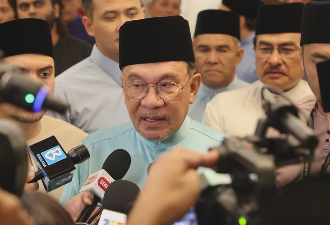 Image from: PM orders swift action after Kelantan religious school fire