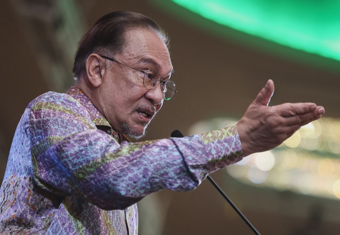Image from: Bukit Kiara longhouse victory proves legal process works