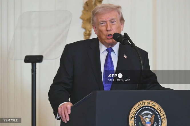 Trump urges nations to seize Strait of Hormuz for oil - Newswav
