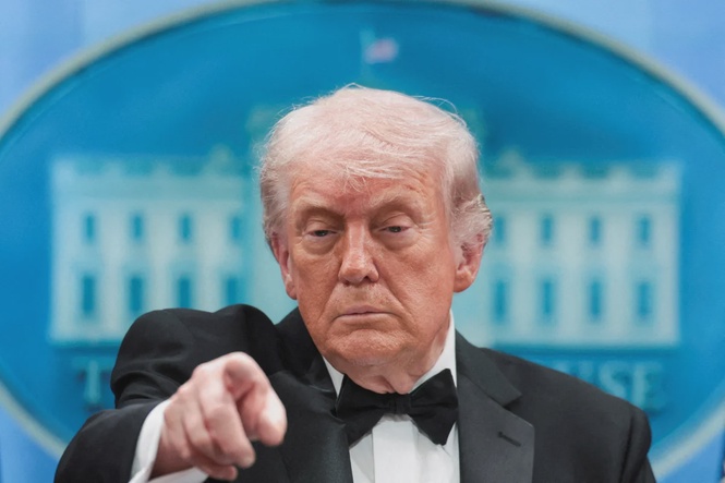 Image from: Trump meets security team on Iran strait offer