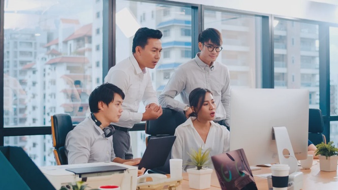 Image from: 70% of Malaysians happy at work, but lower-income earners still struggling – Report