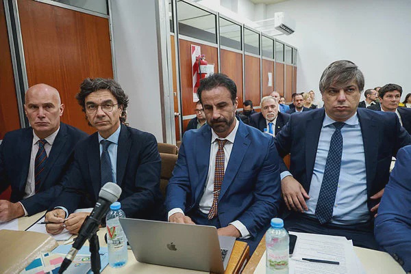 Image from: ‘Bunch of amateurs’: Maradona’s medical team back on trial in Argentina