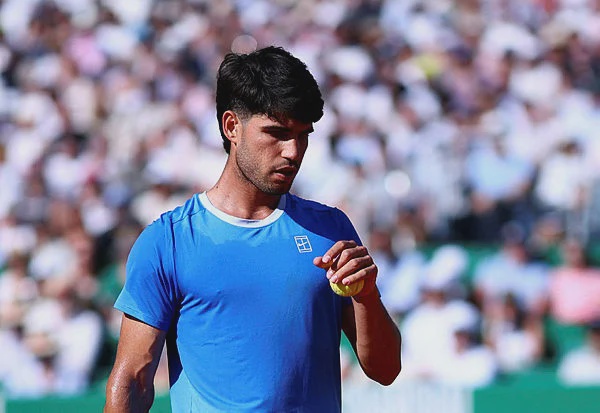 Image from: Alcaraz withdraws from Barcelona Open with serious wrist injury