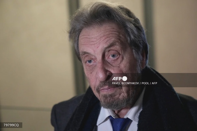 Image from: Elon Musk’s father seeking Russian refuge for S.African farmers