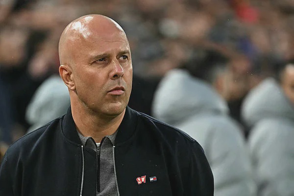 Image from: Slot in the firing line as Liverpool blown away by PSG