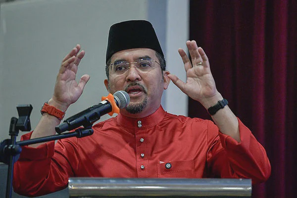 Image from: MARA chairman confirms student identified in MRSM bullying case
