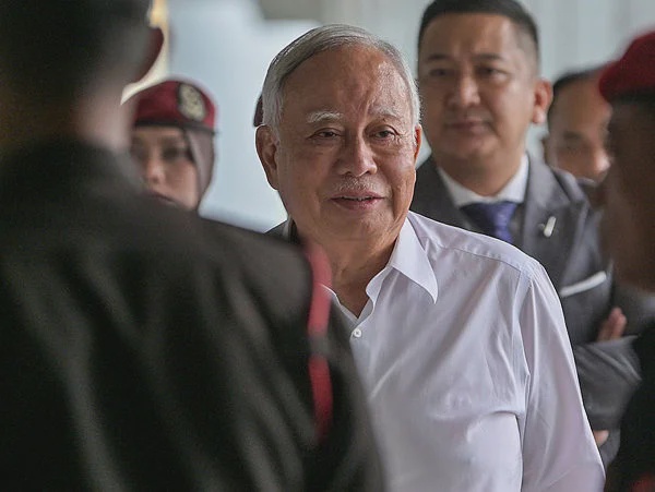 Image from: Najib withdraws house arrest appeal, lawyer silent