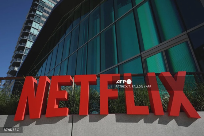 Image from: Netflix shares plunge 8% as revenue barely beats forecasts