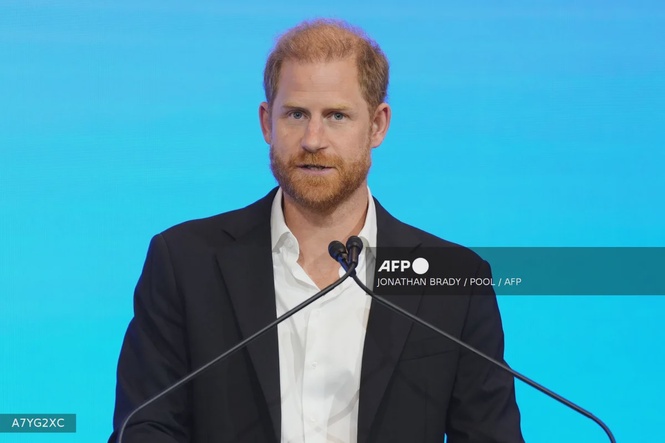 Image from: Prince Harry says will ‘always be part of royal family’