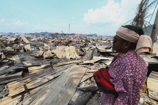 Image from: Sandakan fire victims sheltered in six relief centres