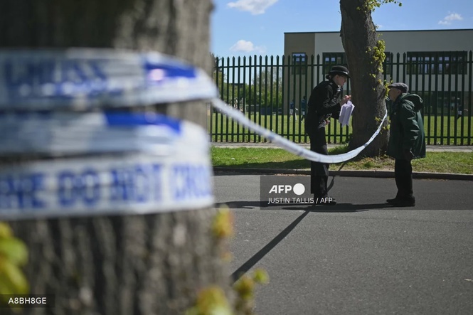 Image from: Teenager charged over London synagogue arson attack